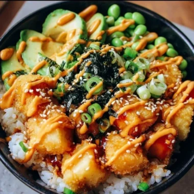 Delicious Vegetarian Crunchy Roll Bowl with fresh vegetables and toppings