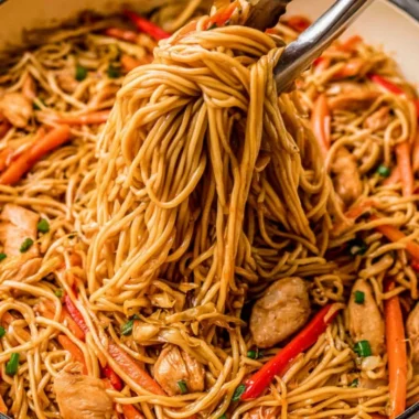 Delicious bowl of Quick and Easy Chicken Lo Mein with vegetables and noodles